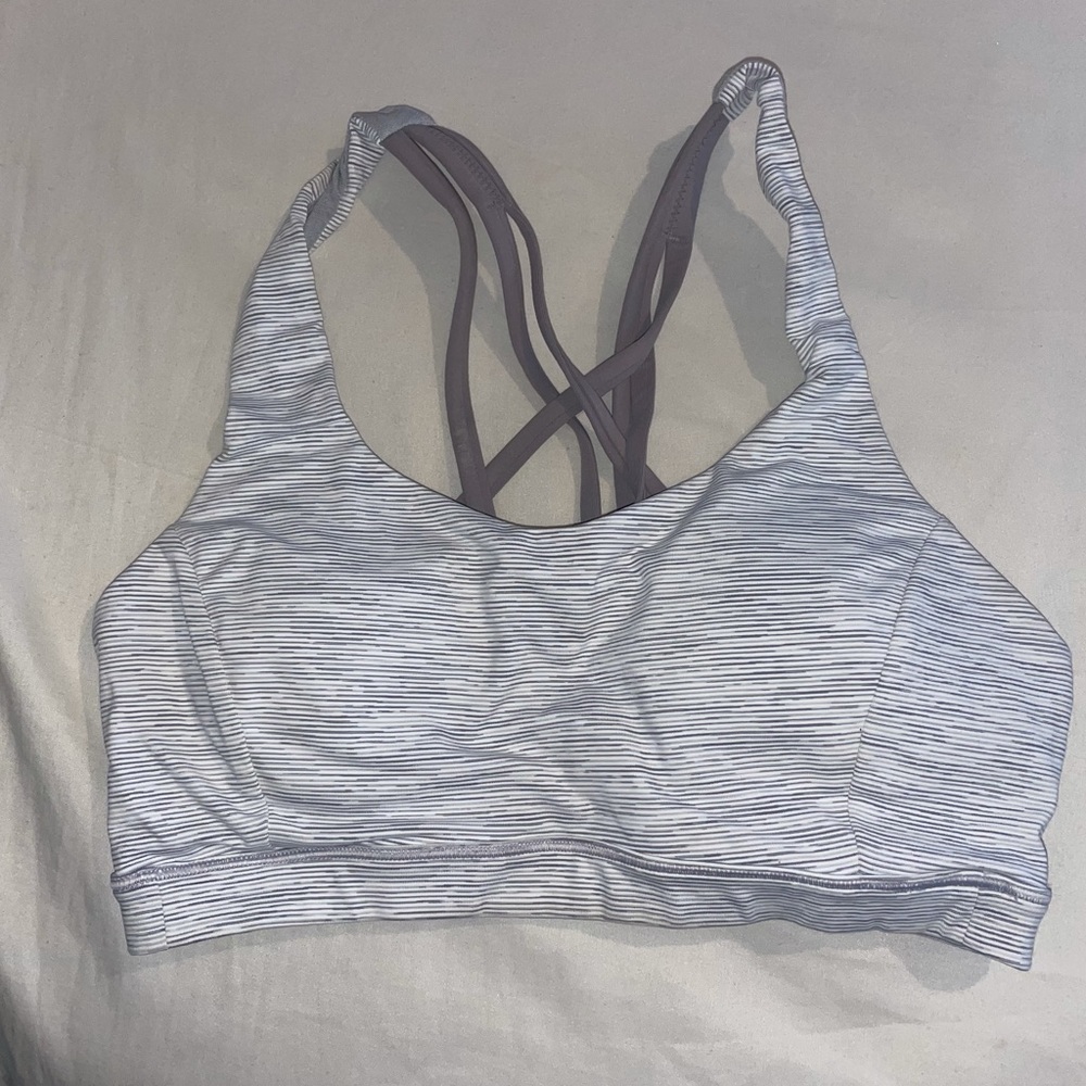 Lululemon free to be serene bra size 4